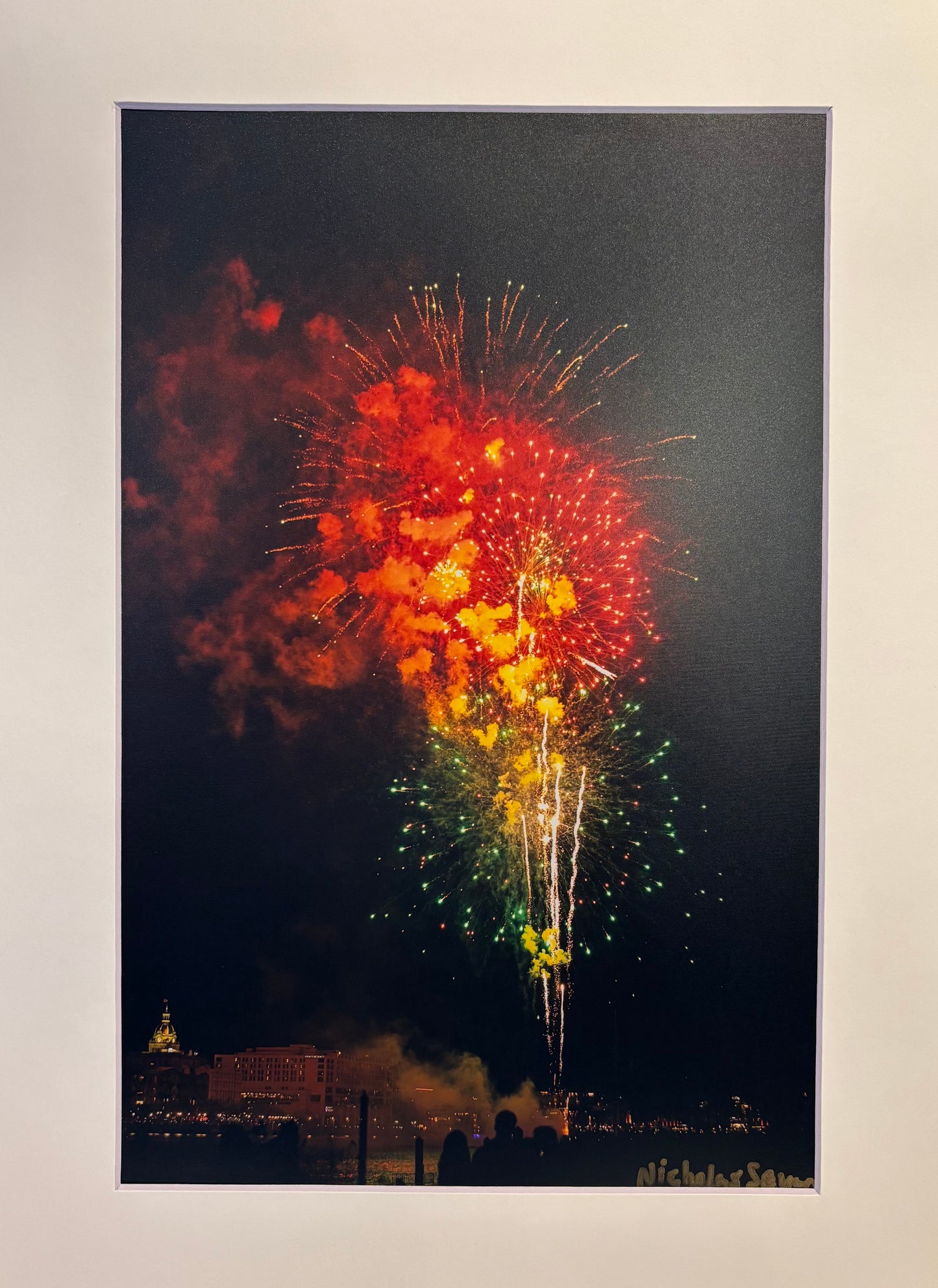 Fireworks over Savannah 2 (red&green)